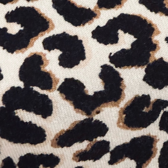 Talbots Cheetah Sweater - Picture 2 of 4